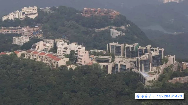 香港房产加列山道12号别墅TWELVE PEAKS 第4张- 此图像的alt属性为空;文件名为加列山道别墅户型图-12.jpg