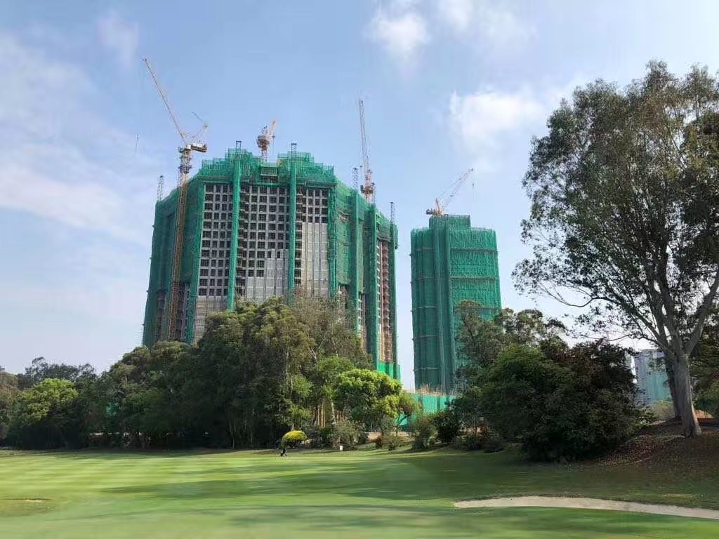 香港房产粉岭高尔夫御苑顶层特色户以4250万 第1张-