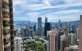 香港港岛中半山豪宅新鸿基帝景园成交价1.175亿
