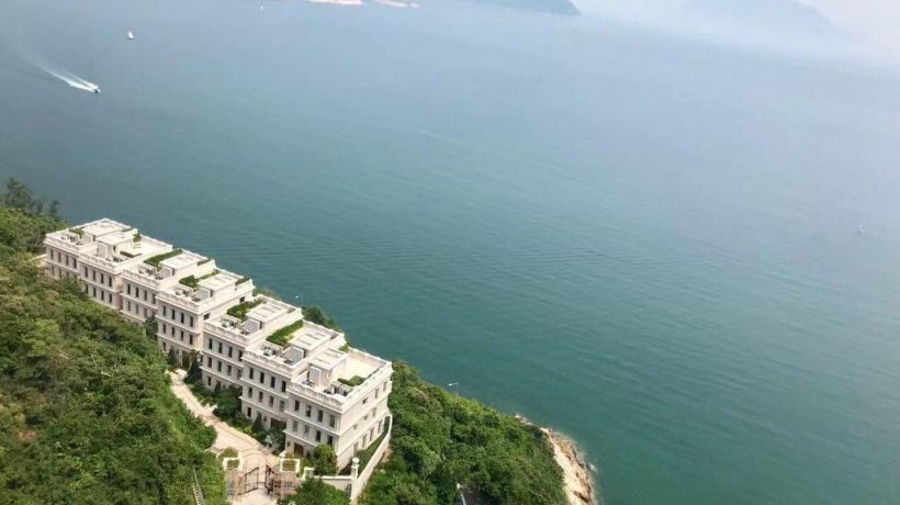 香港海航山顶卢吉道27号净亏约2.1亿