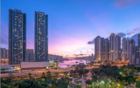 香港映日湾项目近香港荃湾西地铁站，大部分单位可看海景