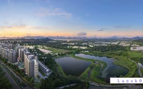 Wetland Seasons Park(湿地公园路9号)