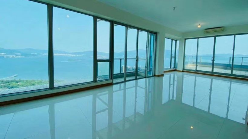 香港新楼盘泓碧成交一个别墅单位，总价2.33亿