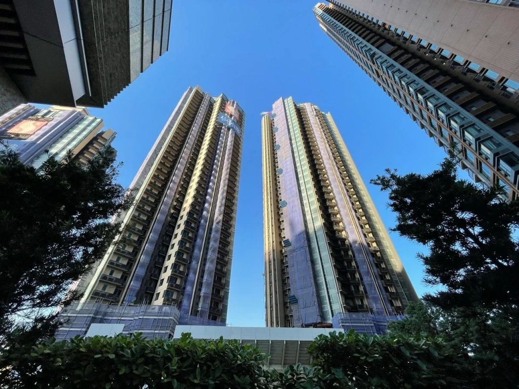 香港元朗地铁站上盖新楼盘The YOHO Hub，地址为元朗朗乐路1号 香港新楼盘 第2张
