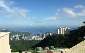 香港山顶加列山道12号别墅景观辽阔