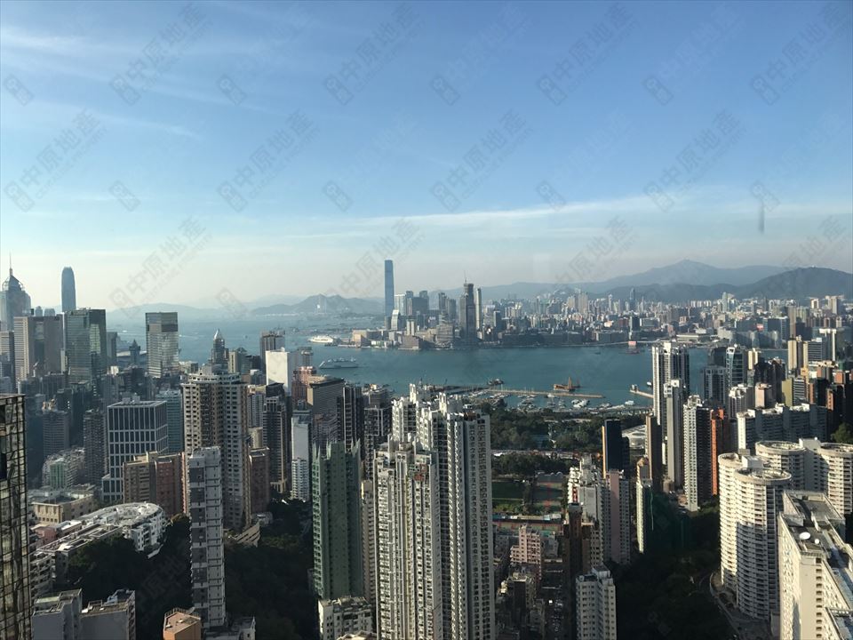名门－顶层复式带天台花园约合：296.5平方米 香港新盘介绍 第1张