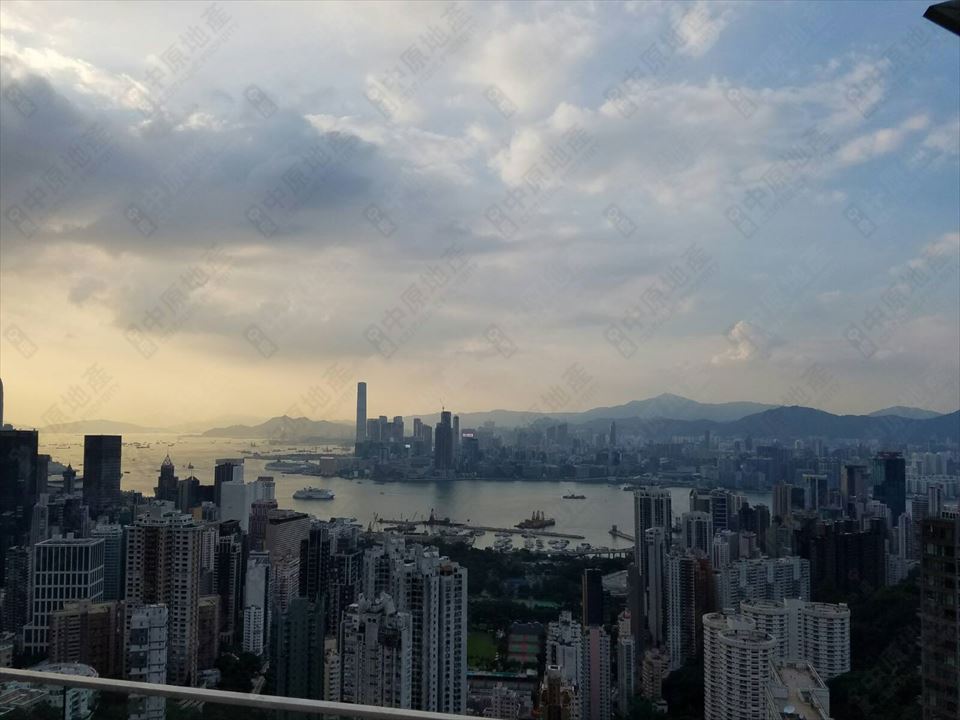 名门－顶层复式带天台花园约合：296.5平方米 香港新盘介绍 第17张