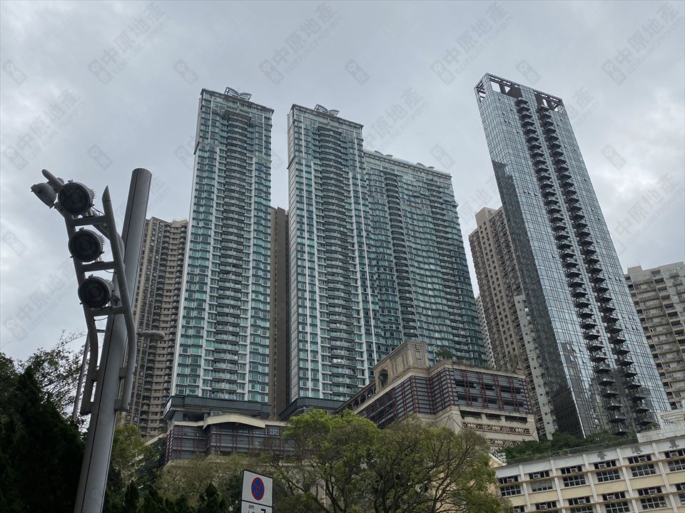 名门-顶层复式带天台花园约合:296.5平方米 第18张-