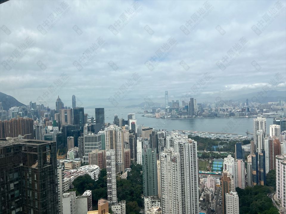 名门－顶层复式带天台花园约合：296.5平方米 香港新盘介绍 第15张