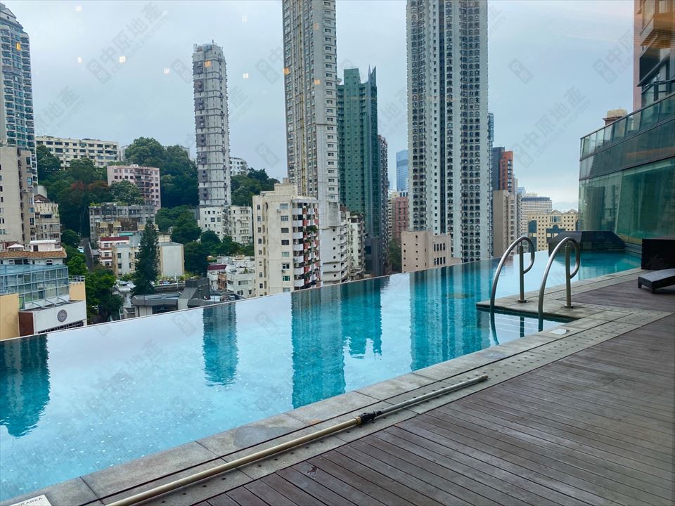 香港铜锣湾东半山豪宅上林可望海景及山景  第3张