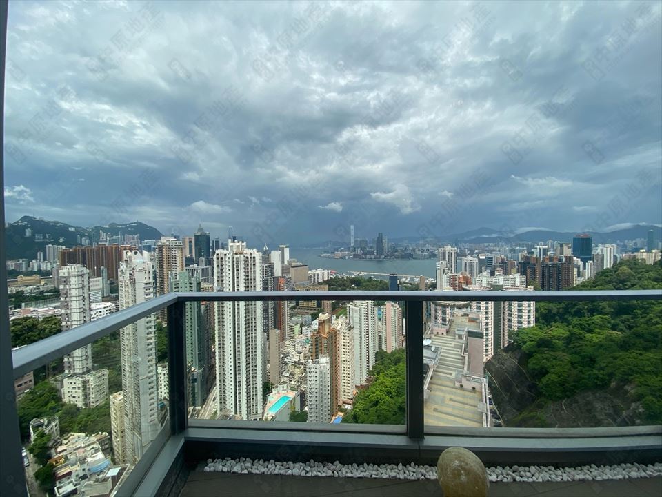 香港铜锣湾东半山豪宅上林可望海景及山景  第1张