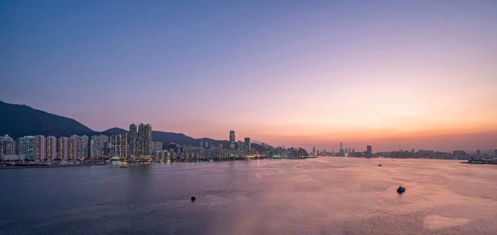 亲海駅位于九龙东的油塘拥有绝佳的海景 香港房产新闻 第1张