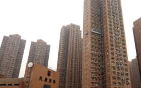 香港房产网消息：新界居屋兆康苑及沙田第一城租金