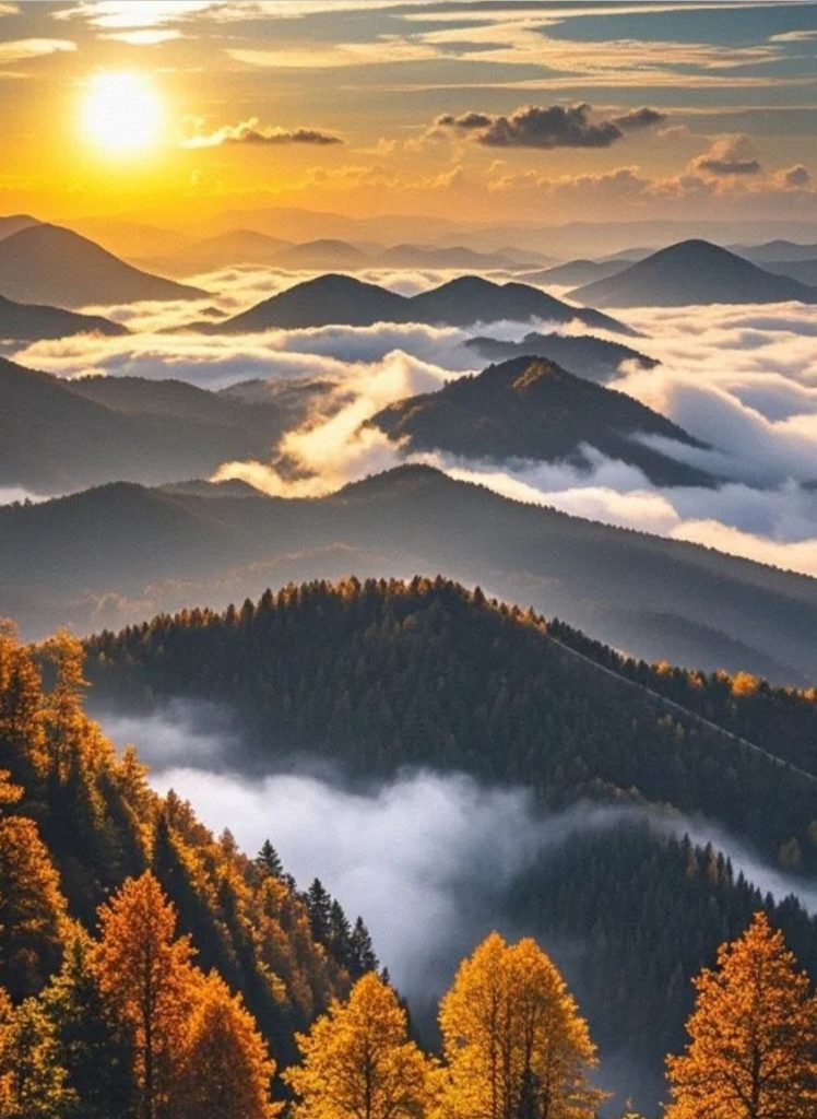 秋山云海日出,人间至美画卷9