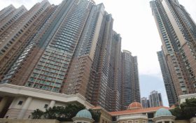 香港房产网消息：西九龙区二手房泓景台，中层A单位录得买卖成交