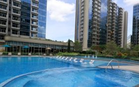 香港柏珑会客所以 Lakeside Resort Living 为主题打造全港罕有度假式住区体验。